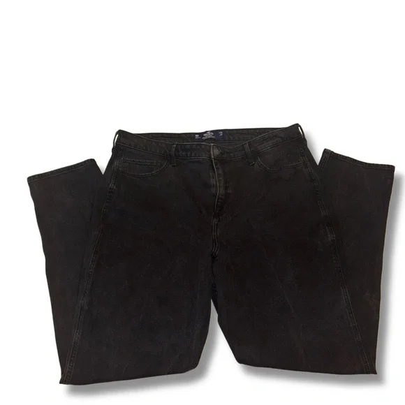 Hollister Jeans Hollister Ultra High Rise Black Mom Jean Size